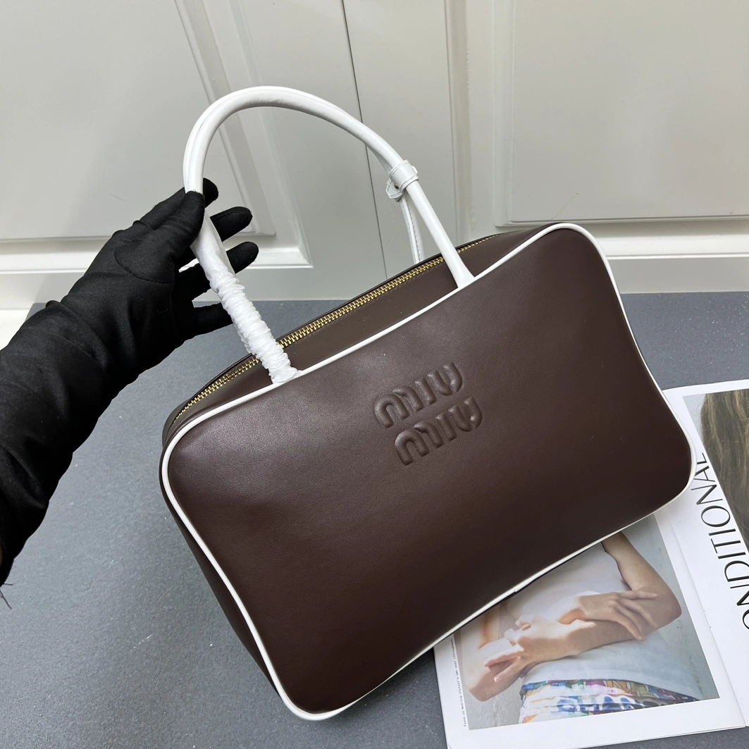 Trendsetting 3118 MIU MIU AAA Quality Handbags For Women