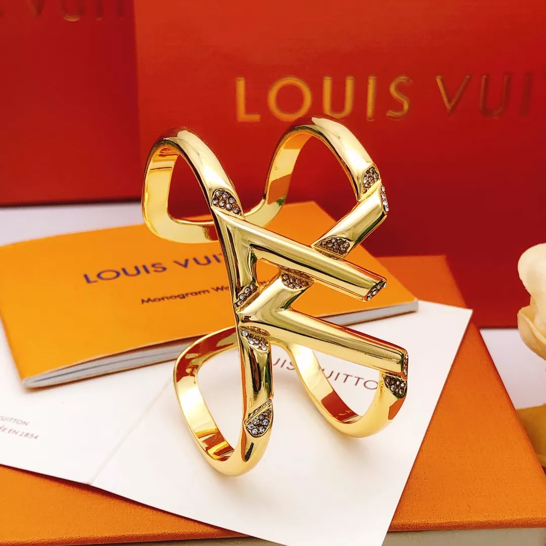 Trendsetting 3444 Louis Vuitton LV Bracelets