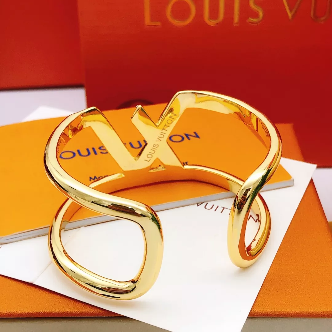 Trendsetting 3444 Louis Vuitton LV Bracelets