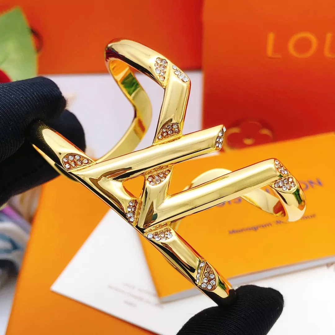 Trendsetting 3444 Louis Vuitton LV Bracelets