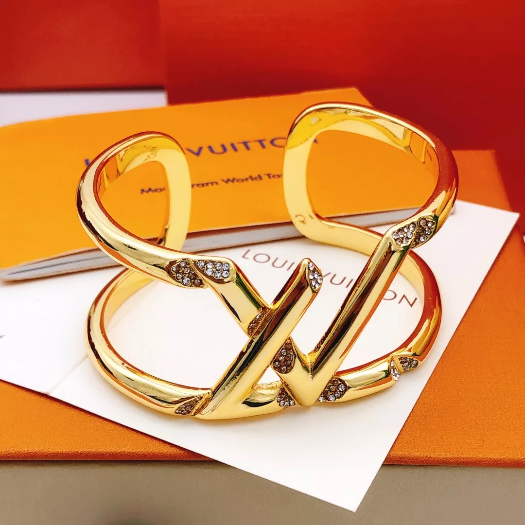 Trendsetting 3444 Louis Vuitton LV Bracelets
