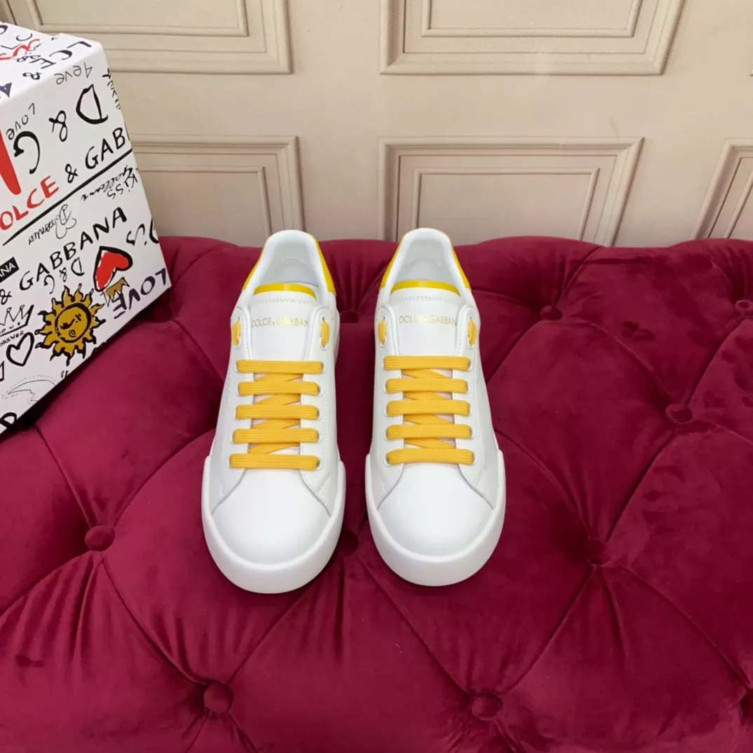 Trendsetting 3631 Dolce & Gabbana D&G Casual Shoes For Women