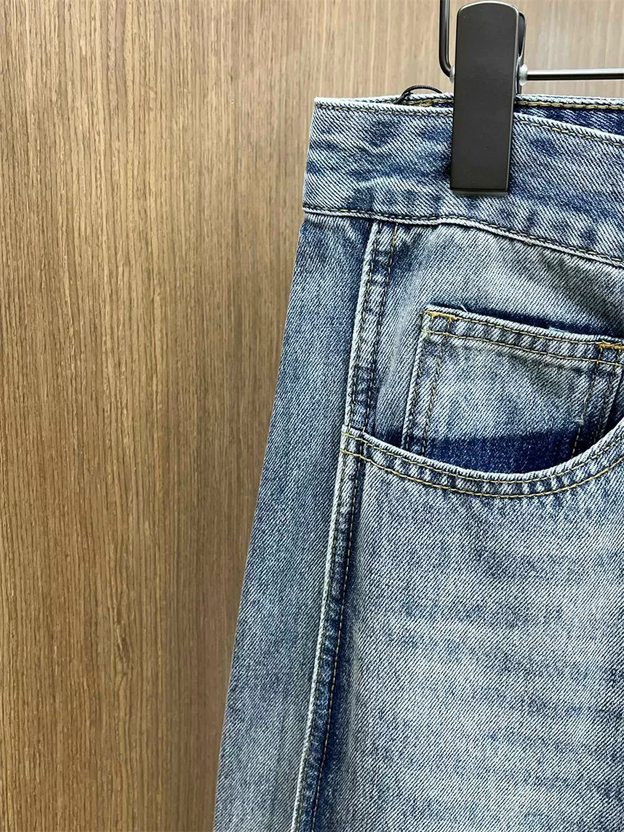 Trendsetting 3791 Louis Vuitton LV Jeans For Men