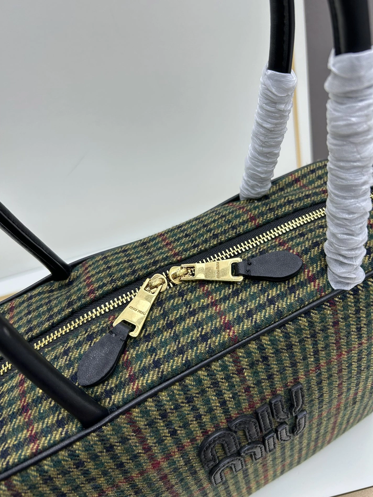Trendsetting 3835 MIU MIU AAA Quality Handbags For Women