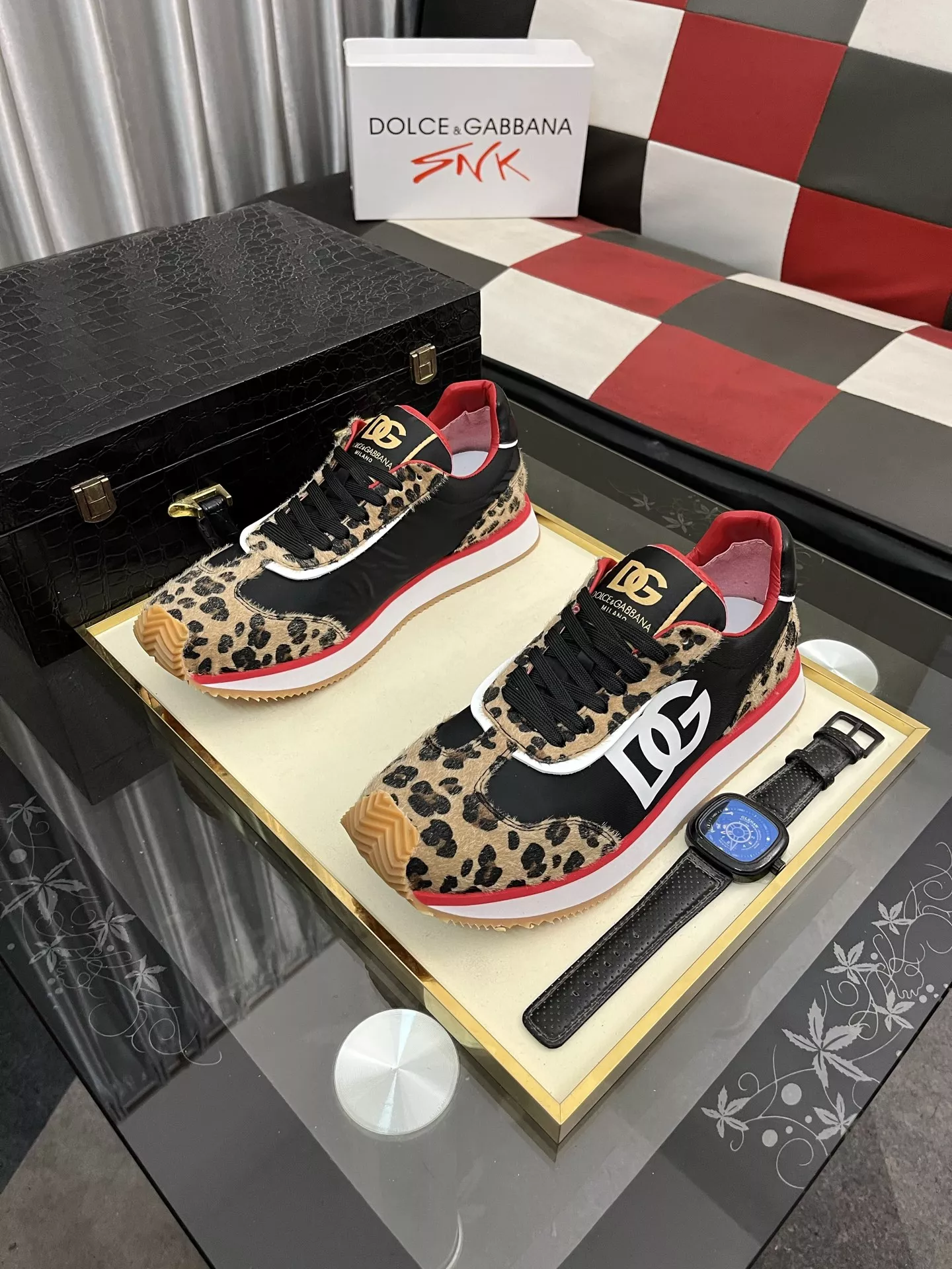 Trendsetting 4032 Dolce & Gabbana D&G Casual Shoes For Men