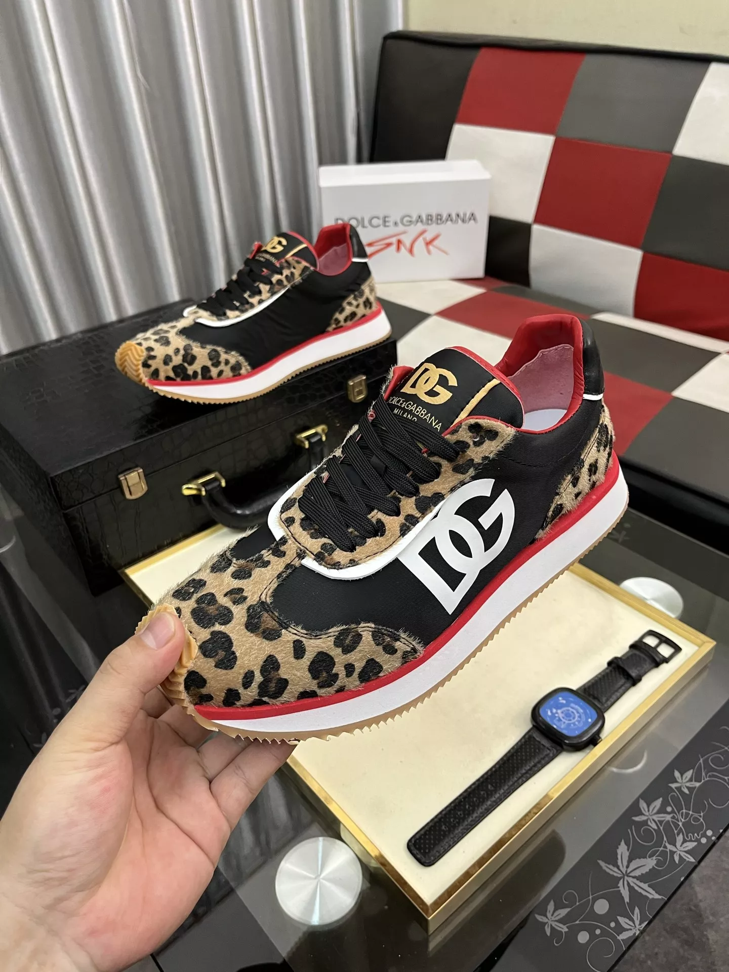 Trendsetting 4032 Dolce & Gabbana D&G Casual Shoes For Men
