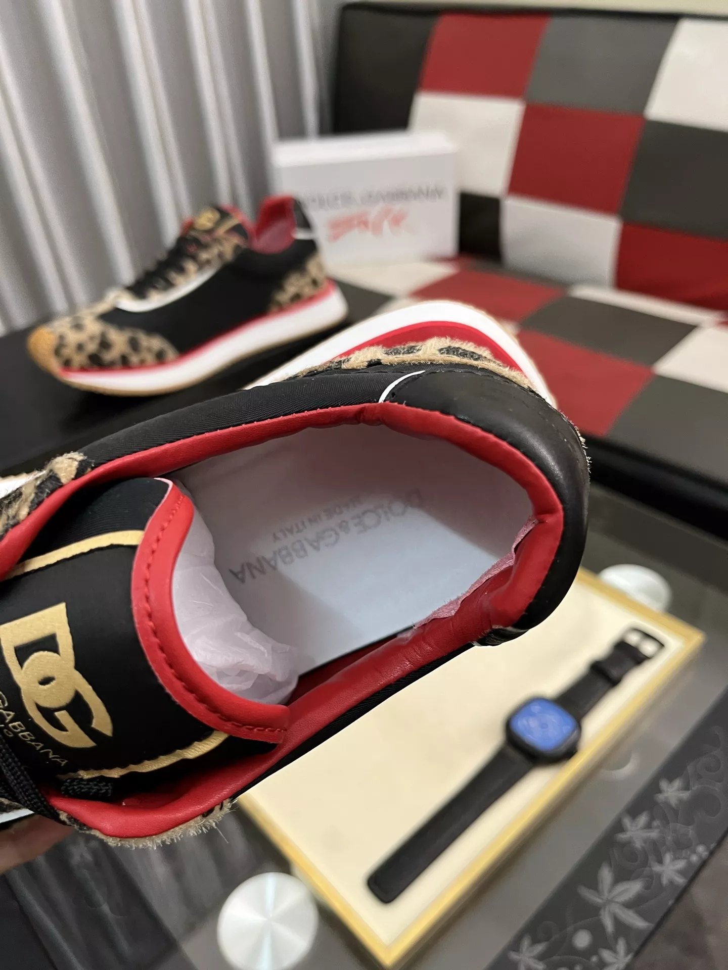 Trendsetting 4032 Dolce & Gabbana D&G Casual Shoes For Men