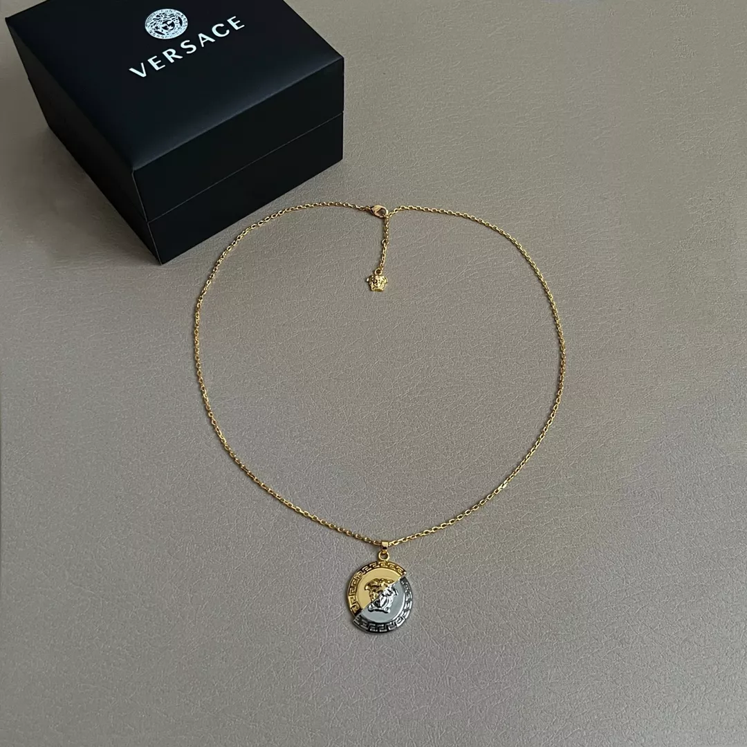 Trendsetting 4091 Versace Necklaces