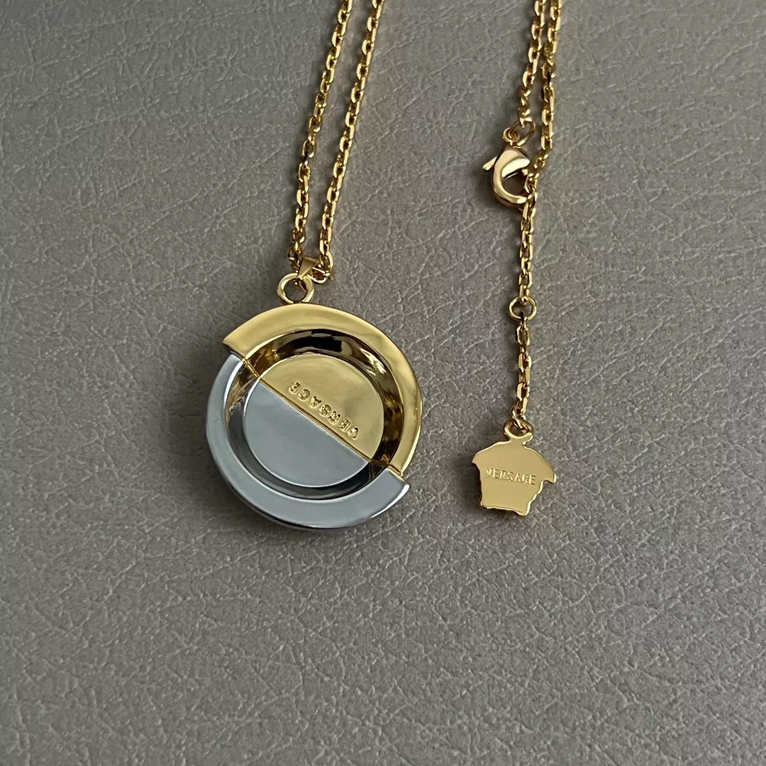 Trendsetting 4091 Versace Necklaces