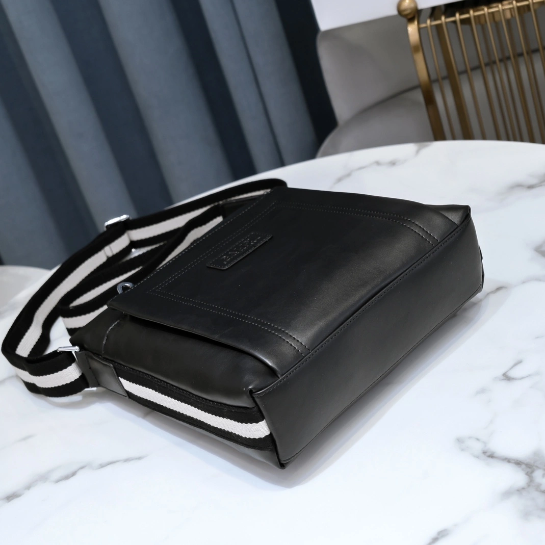 Trendsetting 4300 Bally AAA Man Messenger Bags