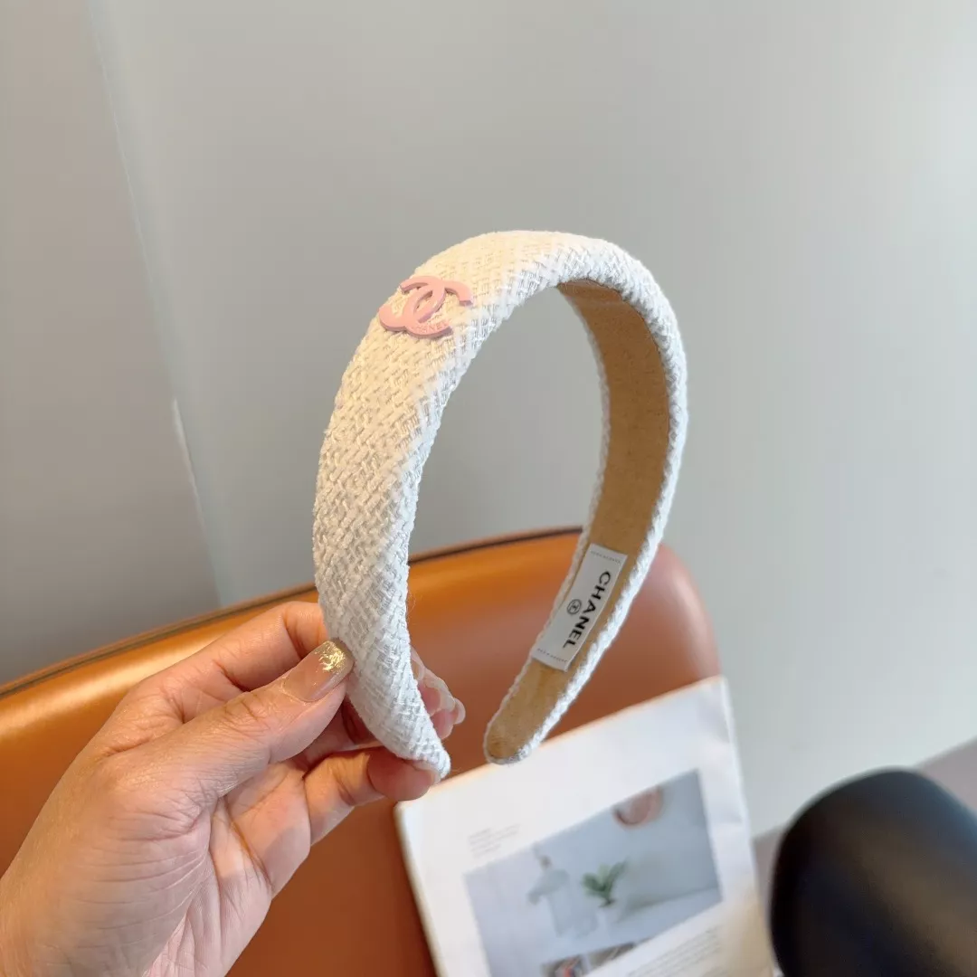 Trendsetting 4300 Chanel Headband For Women