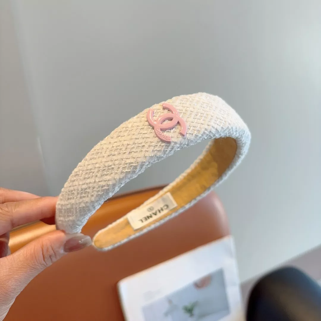 Trendsetting 4300 Chanel Headband For Women