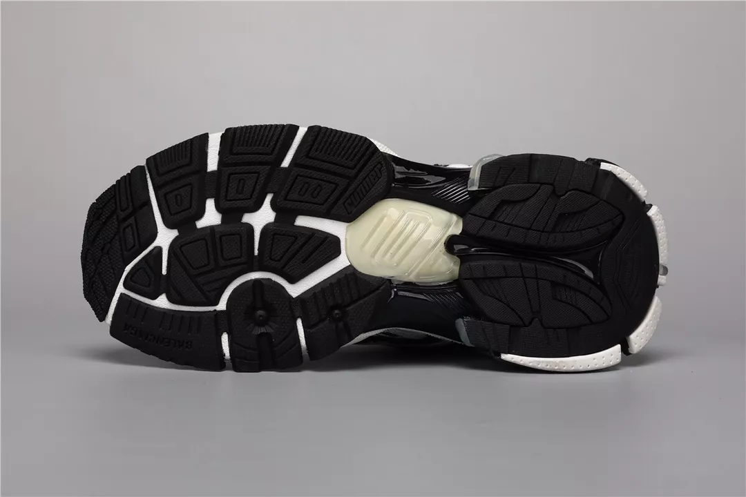 Trendsetting 4529 Balenciaga Casual Shoes For Women