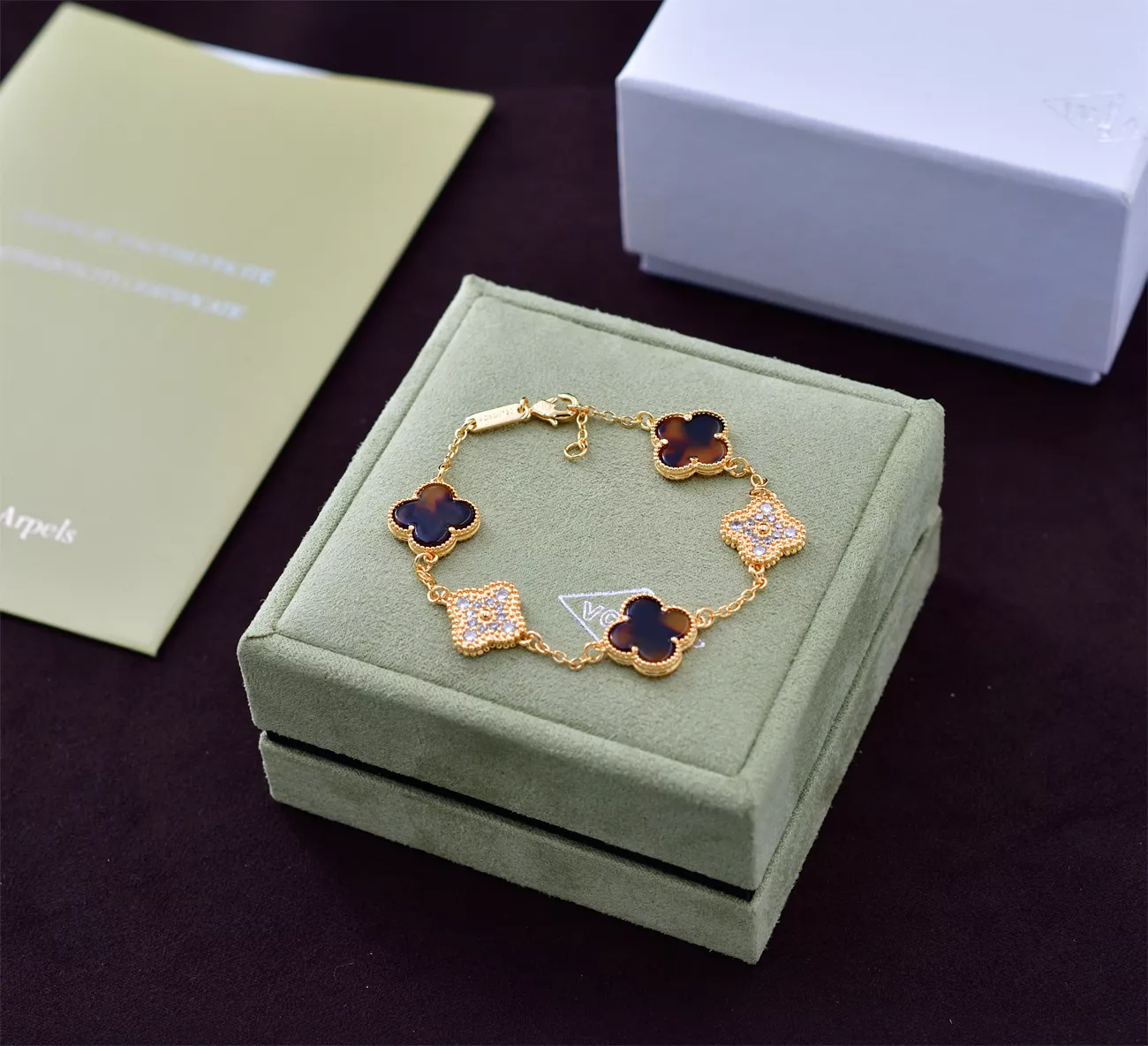Trendsetting 457 Van Cleef & Arpels Bracelets For Women