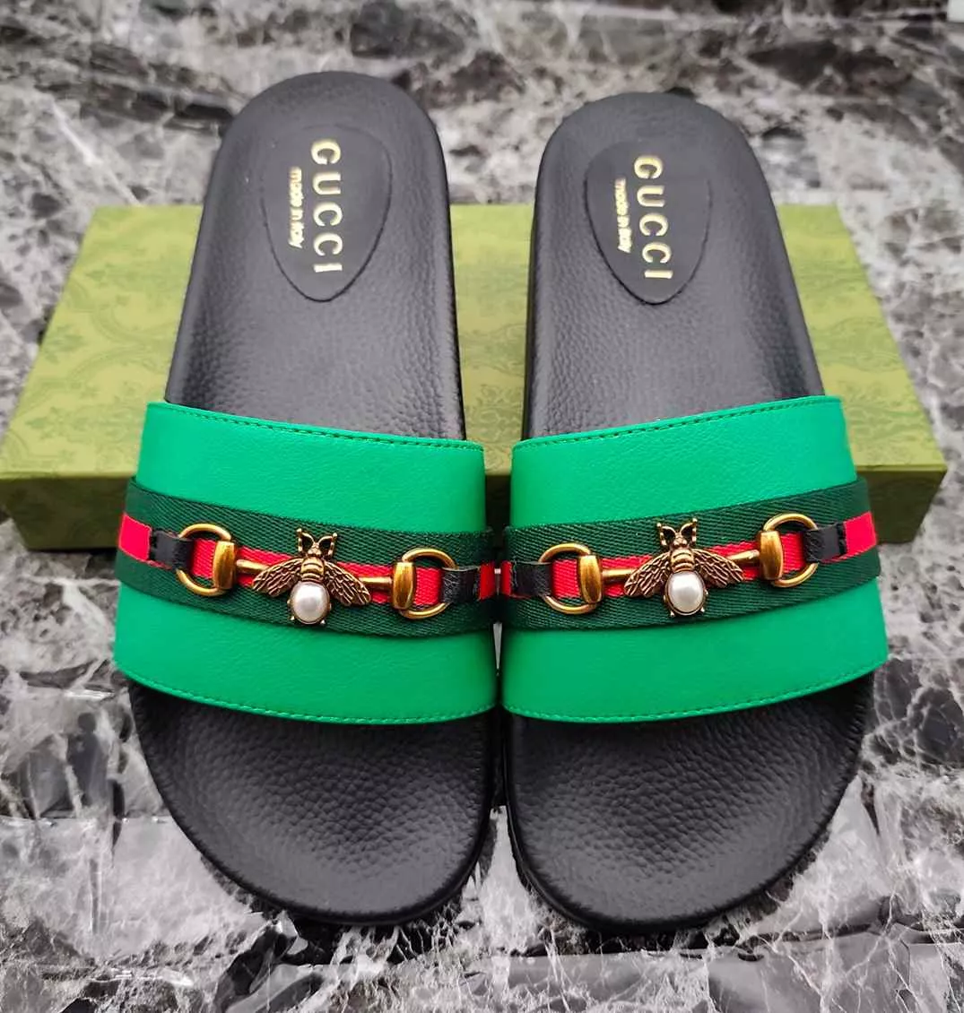 Trendsetting 4603 Gucci Slippers For Men