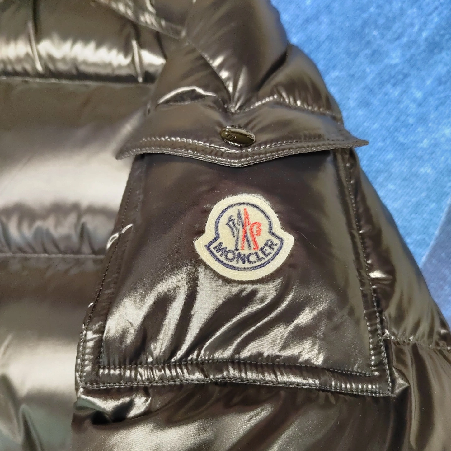 Trendsetting 4679 Moncler Down Feather Coat Long Sleeved For Men