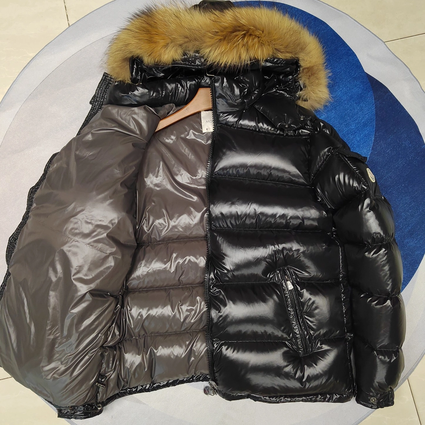 Trendsetting 4679 Moncler Down Feather Coat Long Sleeved For Men