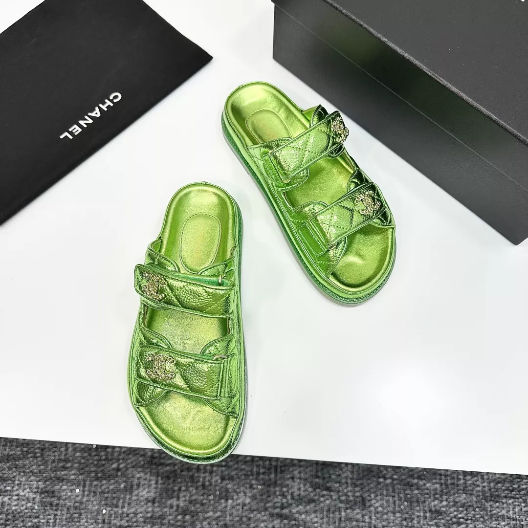 Trendsetting 4692 Chanel Slippers For Women