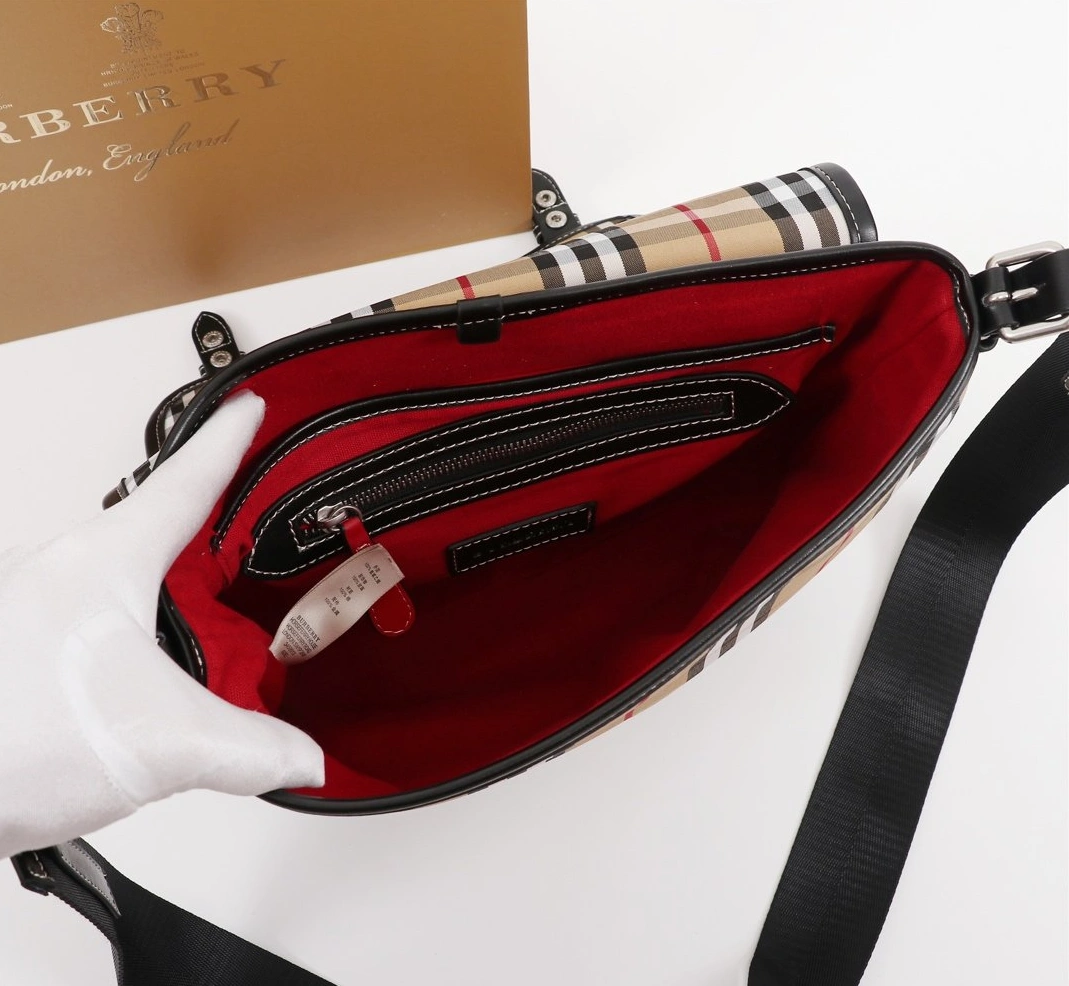 Trendsetting 4744 Burberry AAA Messenger Bags For Women