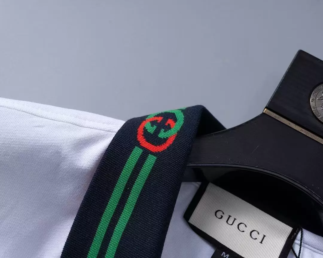 Trendsetting 4798 Gucci T-Shirts Short Sleeved For Men