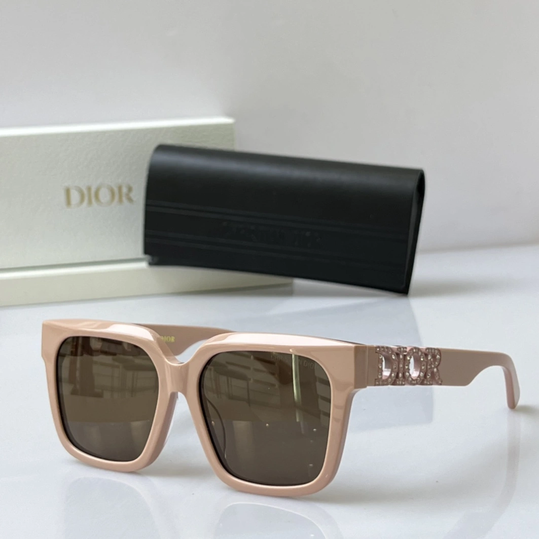 Trendsetting 4862 Christian Dior AAA Quality Sunglasses