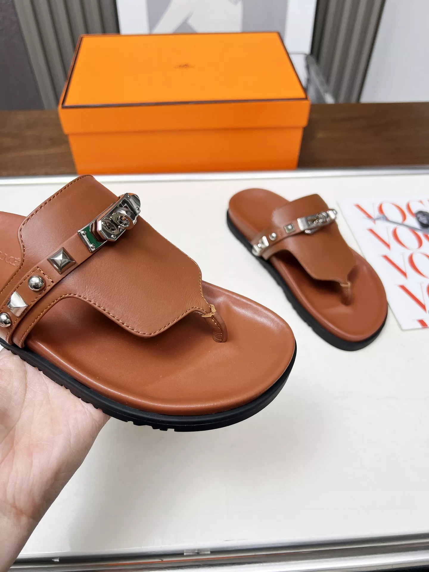Trendsetting 4933 Hermes Slippers For Women