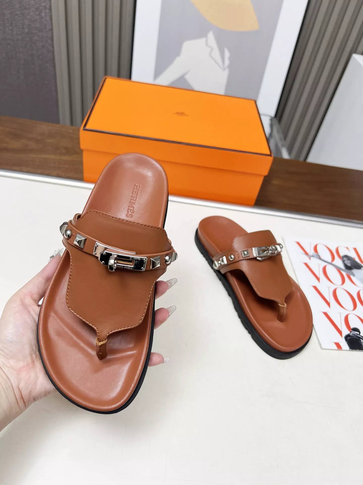 Trendsetting 4933 Hermes Slippers For Women
