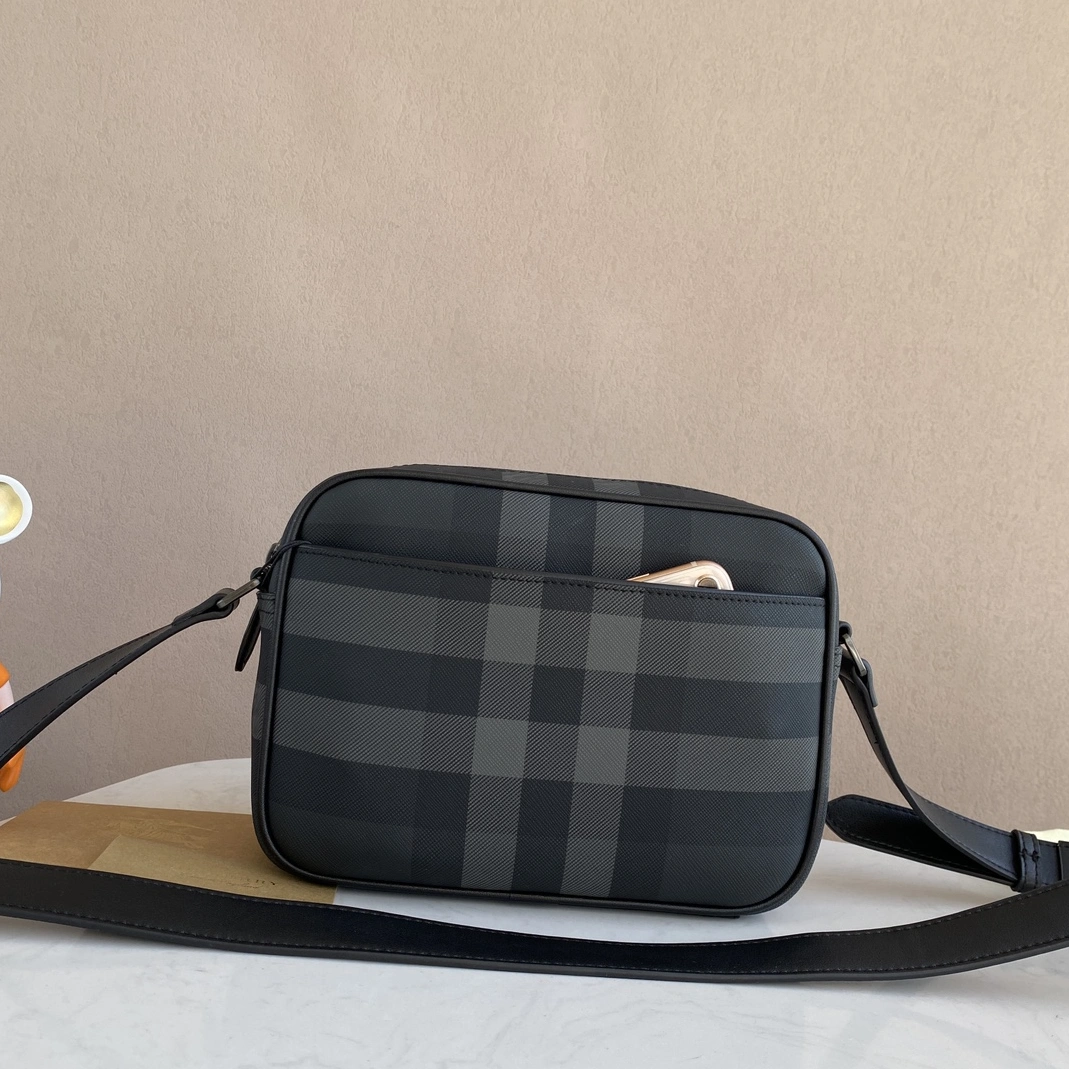 Trendsetting 4984 Burberry AAA Man Messenger Bags