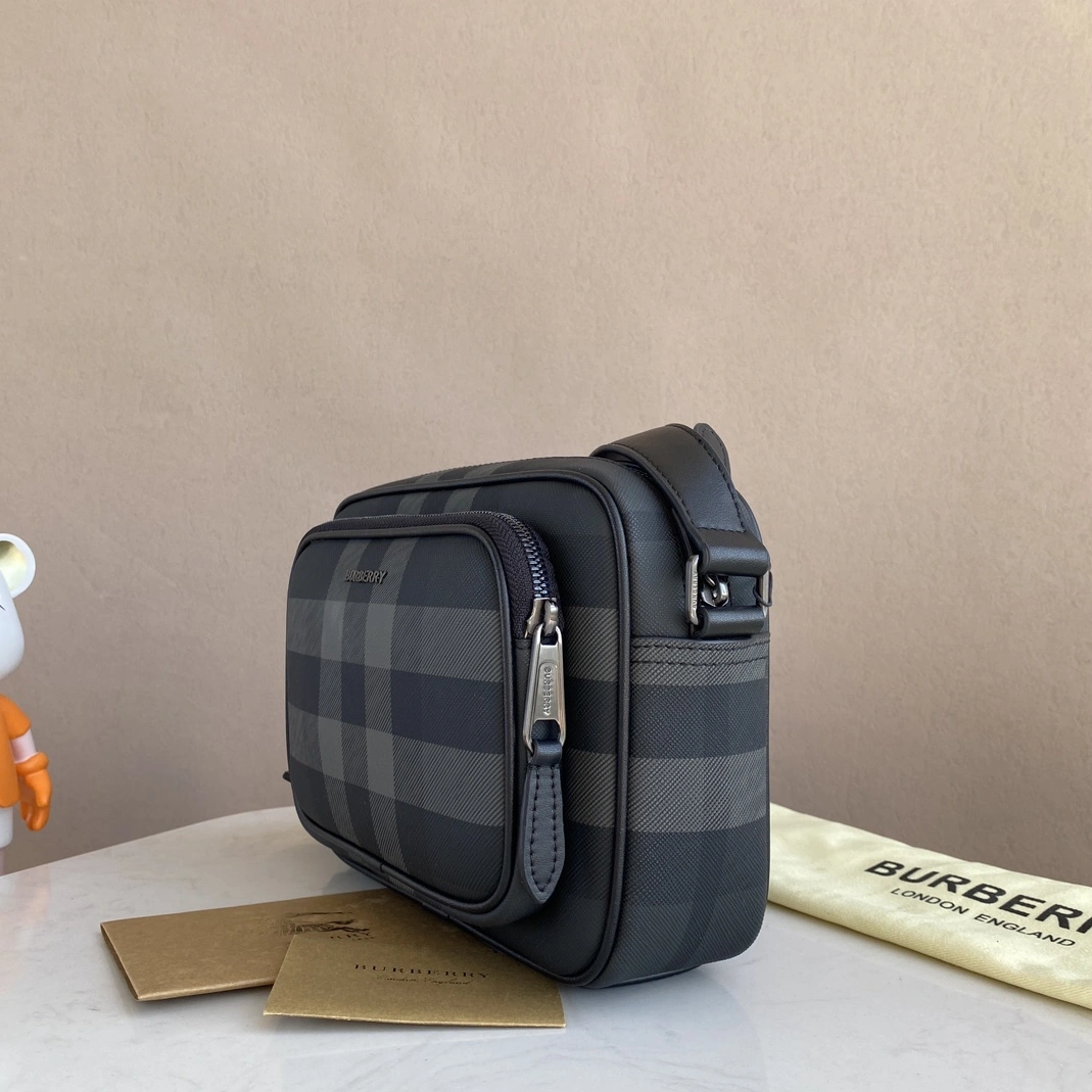 Trendsetting 4984 Burberry AAA Man Messenger Bags