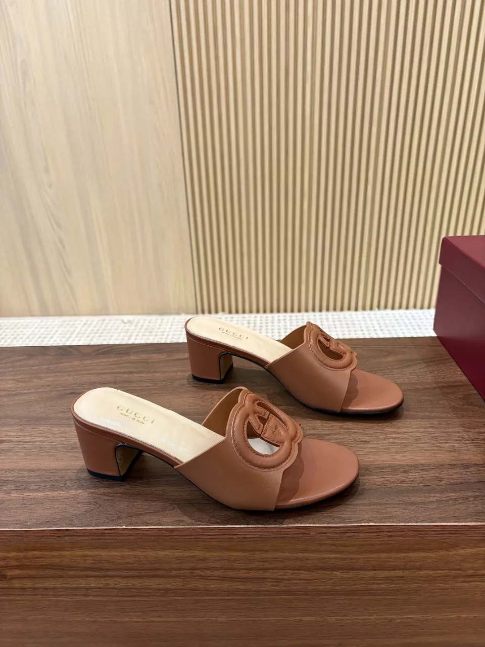 Trendsetting 5041 Gucci Slippers For Women