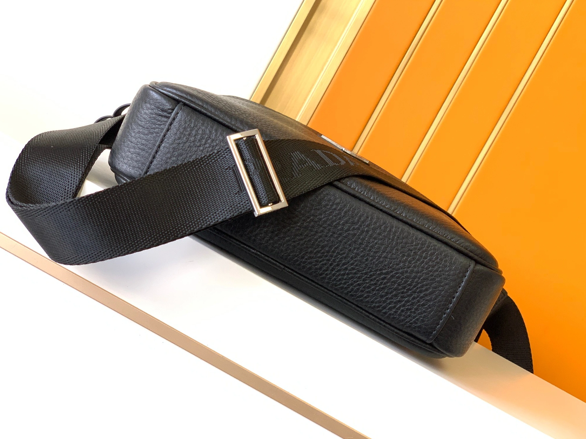 Trendsetting 513 Prada AAA Man Messenger Bags
