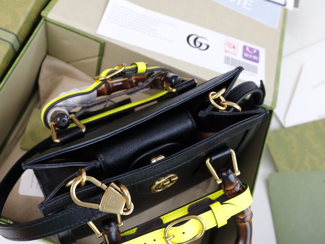 Trendsetting 5506 Gucci AAA Quality Handbags For Women