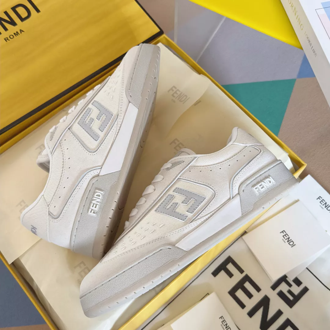 Trendsetting 5671 Fendi Casual Shoes For Women