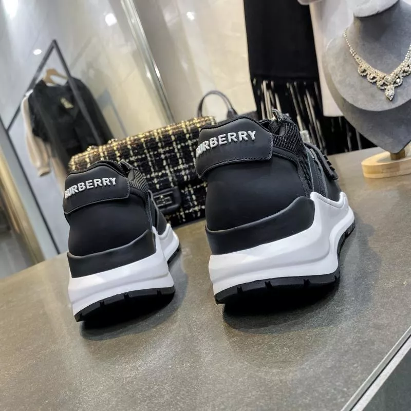 Trendsetting 5676 Burberry Casual Shoes For Women