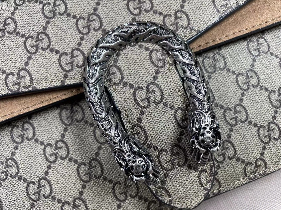 Trendsetting 5755 Gucci AAA Quality Messenger Bags For Women