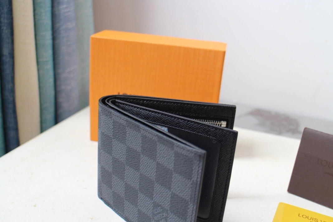 Trendsetting 5780 Louis Vuitton AAA Quality Wallets