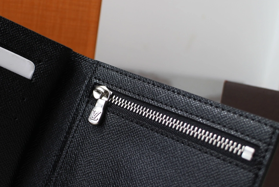Trendsetting 5780 Louis Vuitton AAA Quality Wallets