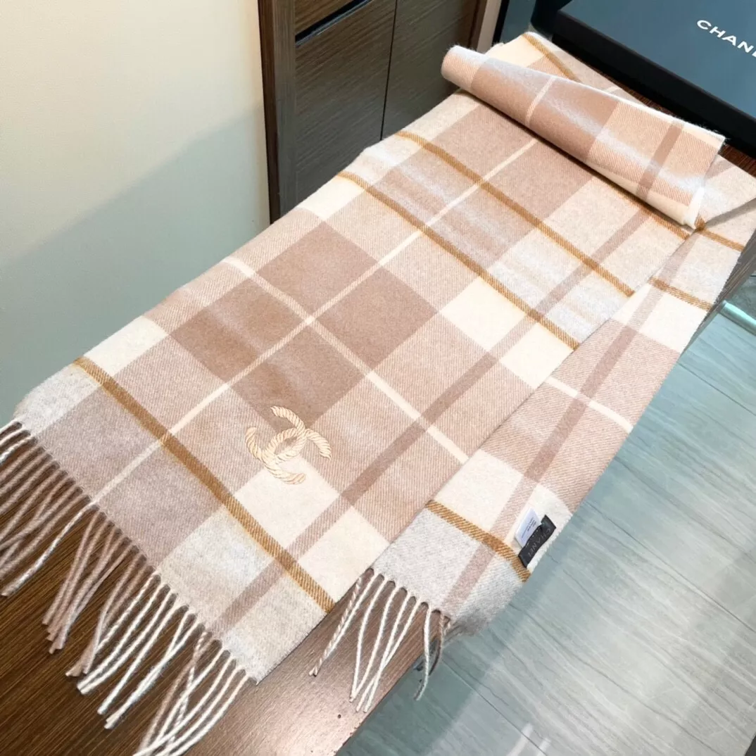 Trendsetting 5794 Chanel Scarves For Women