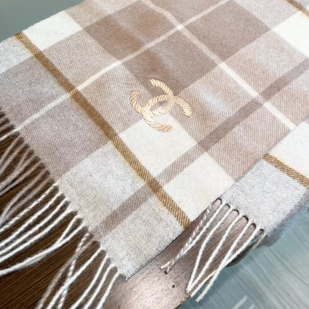 Trendsetting 5794 Chanel Scarves For Women