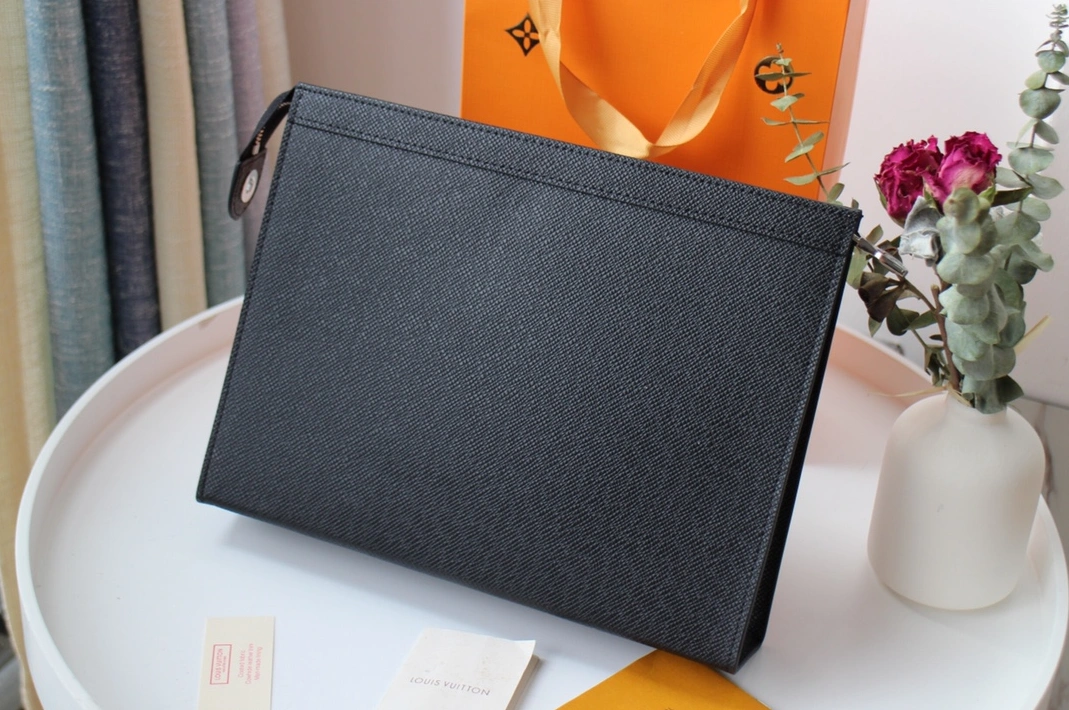 Trendsetting 5906 Louis Vuitton AAA Man Wallets