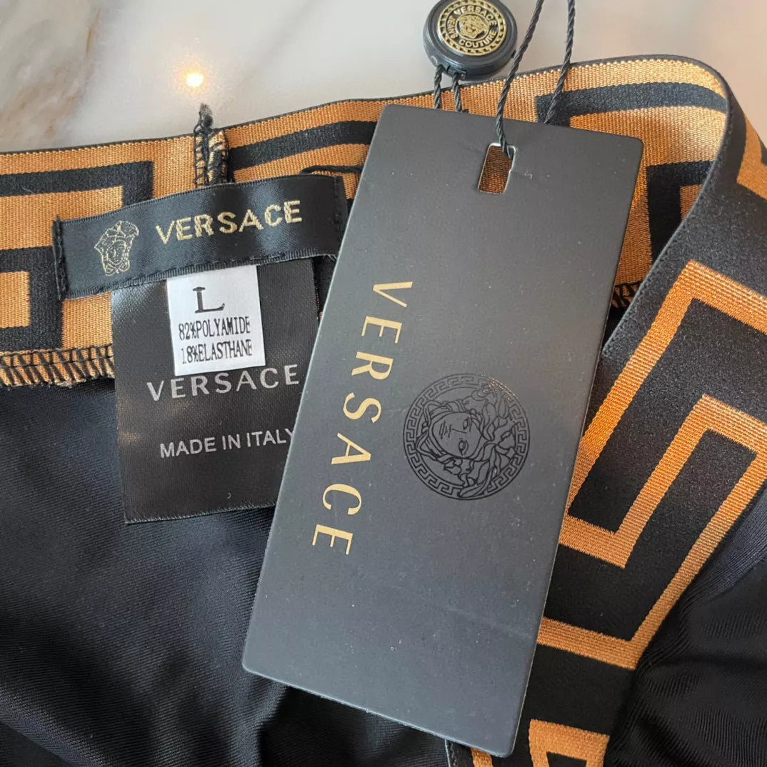 Trendsetting 5922 Versace Swimming Trunks For Men