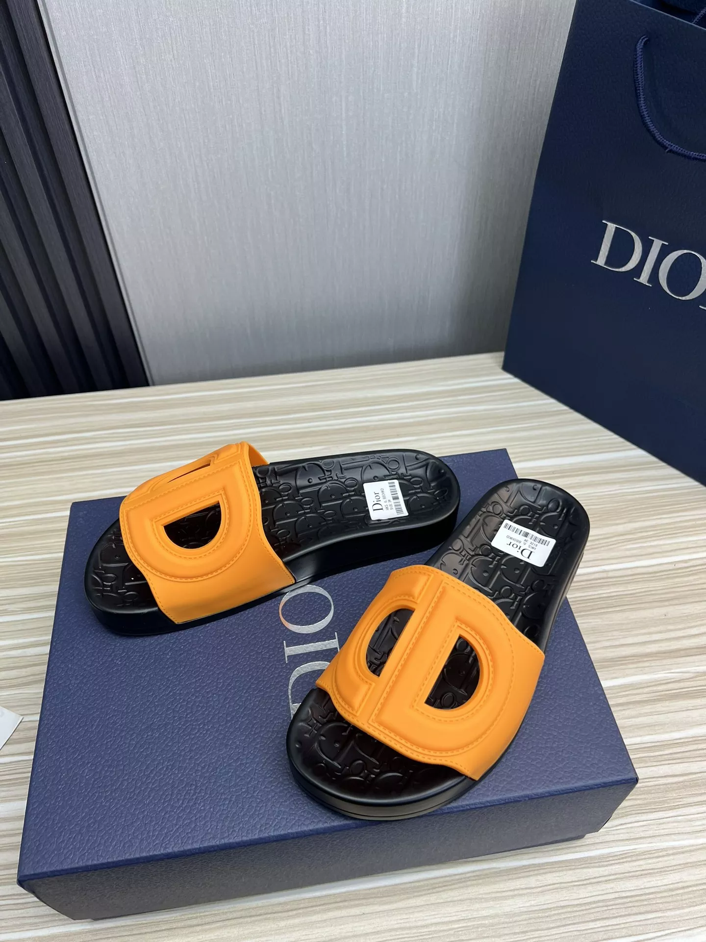 Trendsetting 5927 Christian Dior Slippers For Men