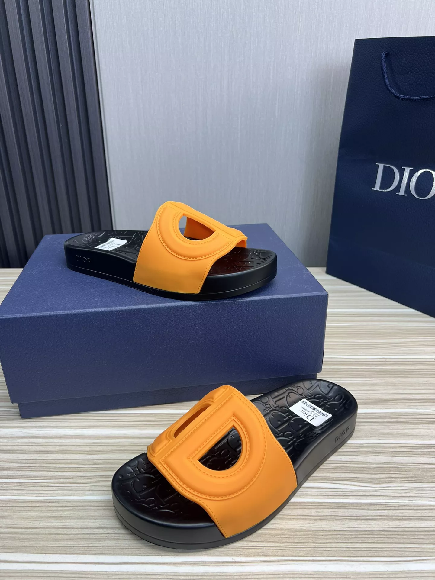 Trendsetting 5927 Christian Dior Slippers For Men