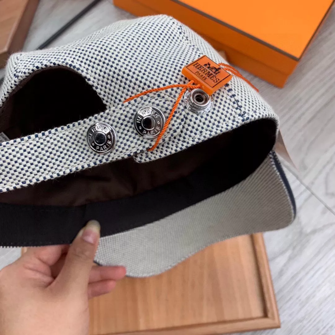 Trendsetting 6014 Hermes Caps