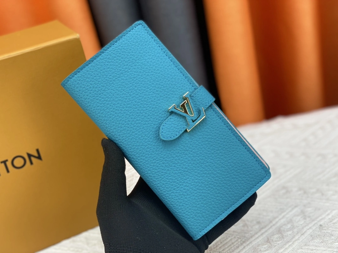 Trendsetting 6129 Louis Vuitton AAA Quality Wallets