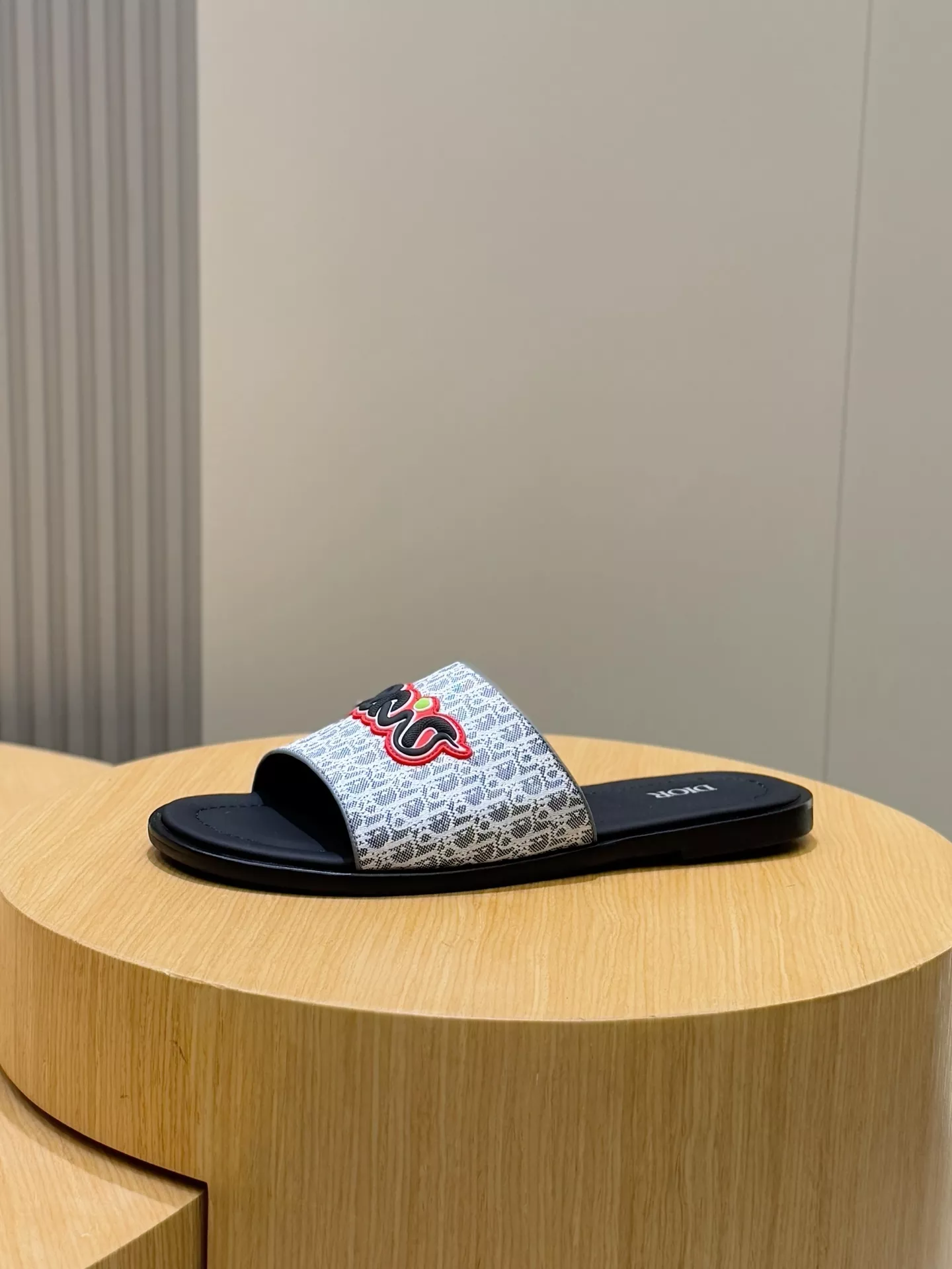 Trendsetting 6304 Christian Dior Slippers For Men