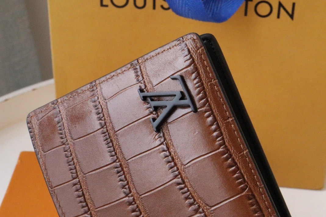 Trendsetting 635 Louis Vuitton AAA Quality Wallets