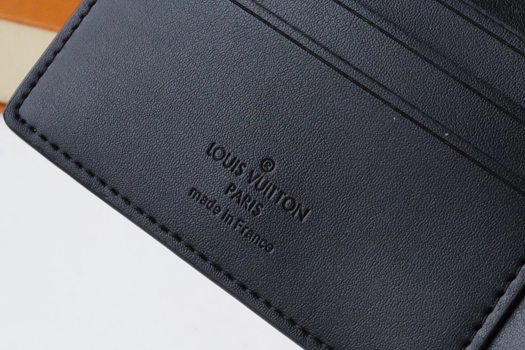 Trendsetting 635 Louis Vuitton AAA Quality Wallets