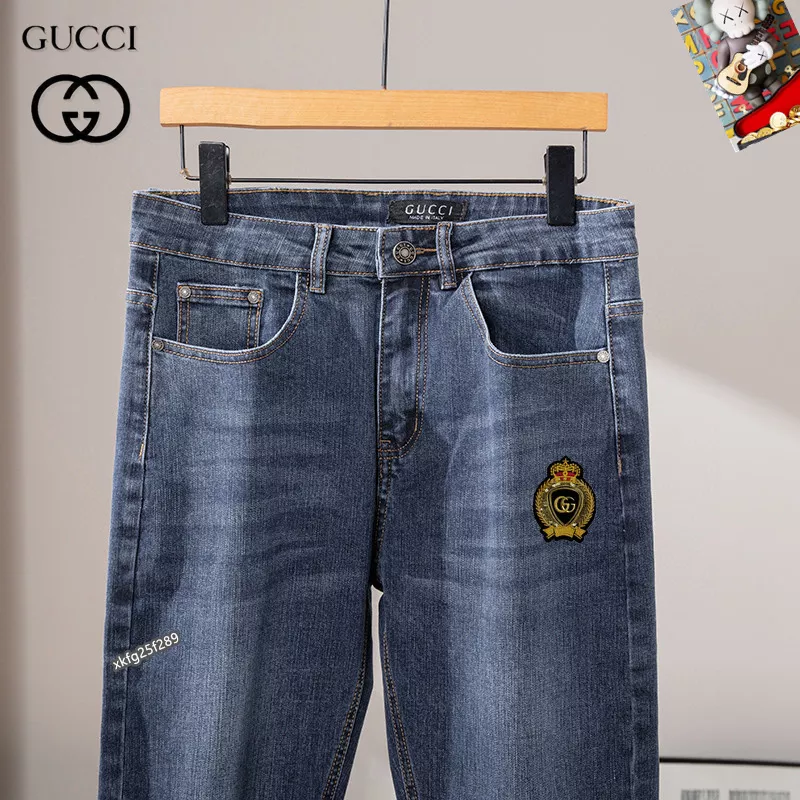 Trendsetting 642 Gucci Jeans For Men