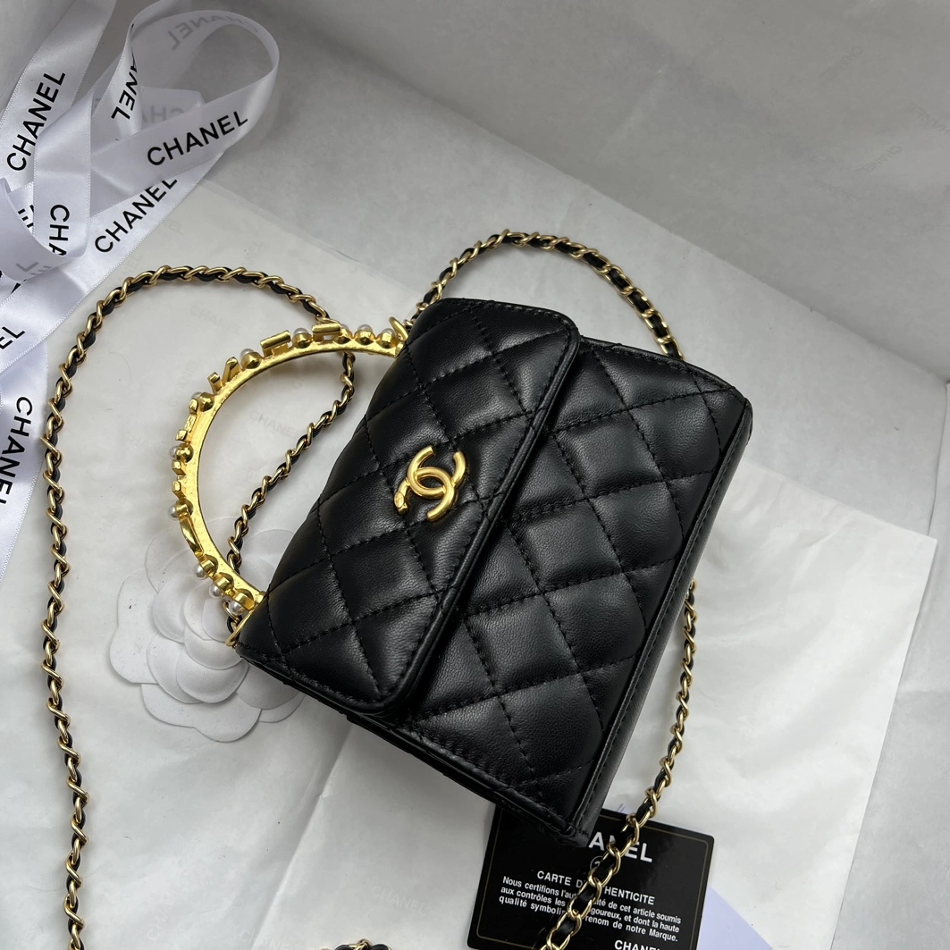 Trendsetting 6499 Chanel AAA Quality Messenger Bags For Women